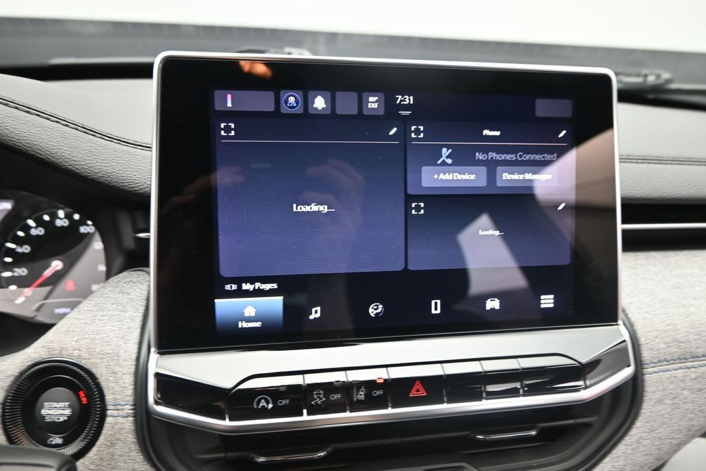 Used 2024 Jeep Compass Latitude AWD/4WD image 38