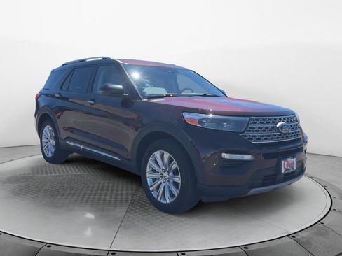 Used 2020 Ford Explorer Limited w/ Class III Trailer Tow Package AWD/4WD image 6