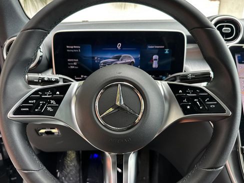 Certified 2025 Mercedes-Benz GLC 350e 4MATIC image 31