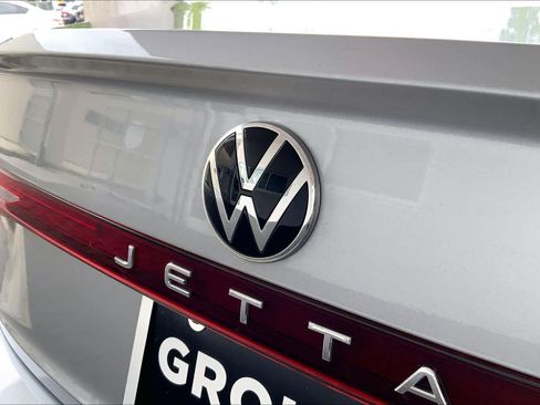 Used 2025 Volkswagen Jetta S FWD image 31