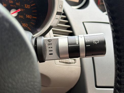 Used 2003 Nissan 350Z Touring image 30