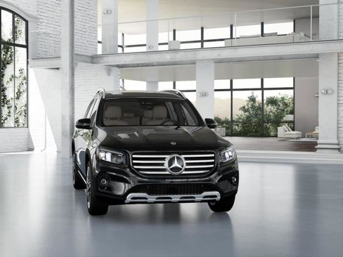 New 2026 Mercedes-Benz GLB 250 4MATIC image 7