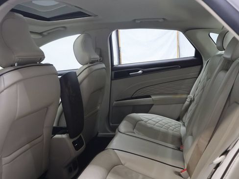 Used 2017 Ford Fusion Energi Platinum FWD image 14