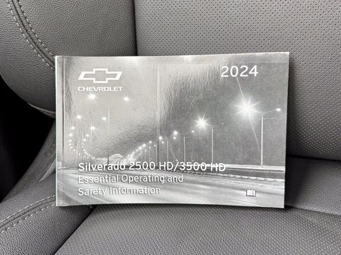 Used 2024 Chevrolet Silverado 2500 LTZ w/ LTZ Premium Package image 41