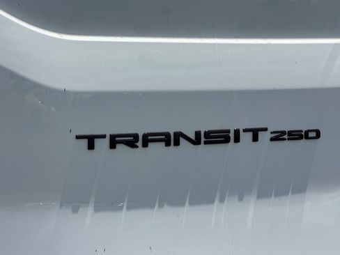 New 2026 Ford Transit 250 148 Medium Roof RWD image 25