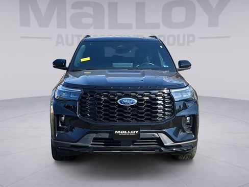 Certified 2025 Ford Explorer ST-Line AWD/4WD image 8