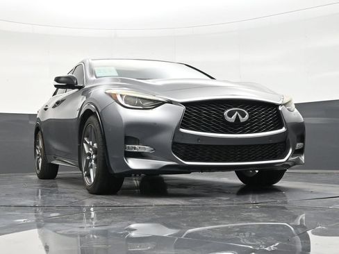 Used 2019 INFINITI QX30 Sport w/ Cargo Package FWD image 28