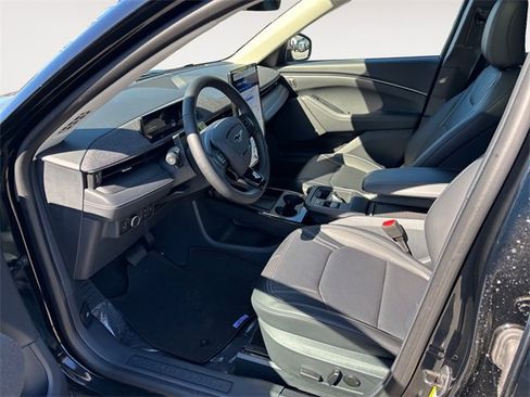 New 2025 Ford Mustang Mach-E Premium image 9