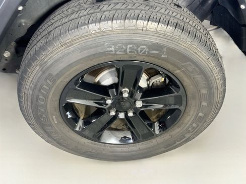 Used 2023 Jeep Wrangler Unlimited Sport AWD/4WD image 28