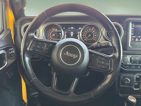 Used 2021 Jeep Wrangler Unlimited Sport AWD/4WD image 9