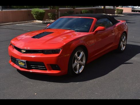 Used 2015 Chevrolet Camaro SS w/ RS Package RWD image 7