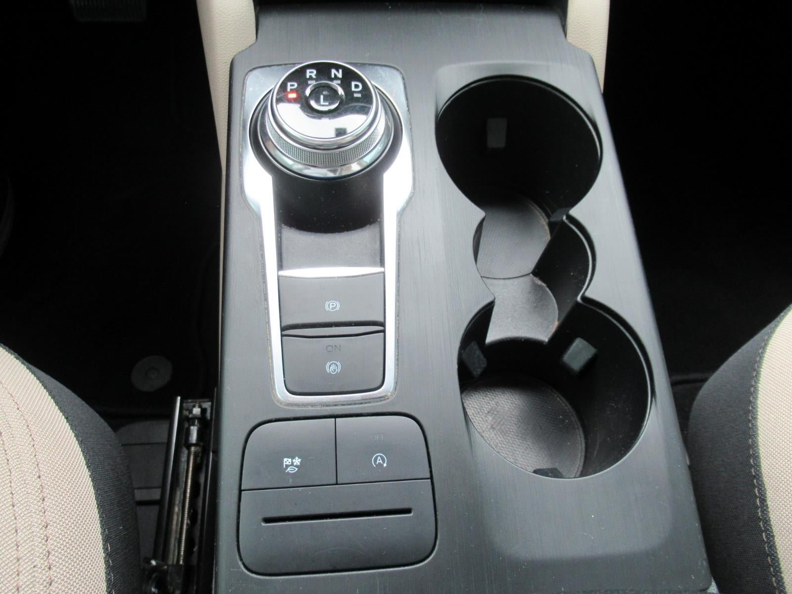 Used 2020 Ford Escape SE FWD image 26