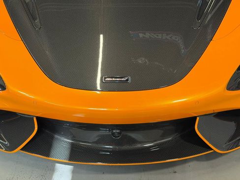 Used 2021 McLaren 765LT RWD image 16