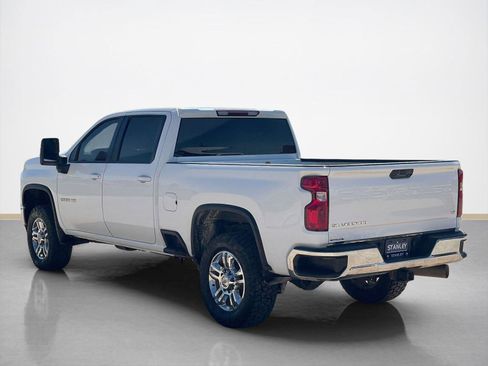 Used 2021 Chevrolet Silverado 2500 LT w/ Z71 Off-Road Package AWD/4WD image 5
