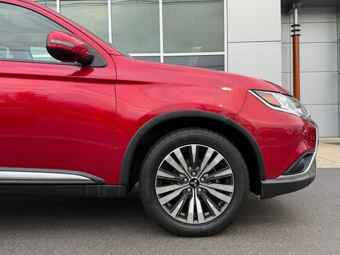 Used 2020 Mitsubishi Outlander SE image 13