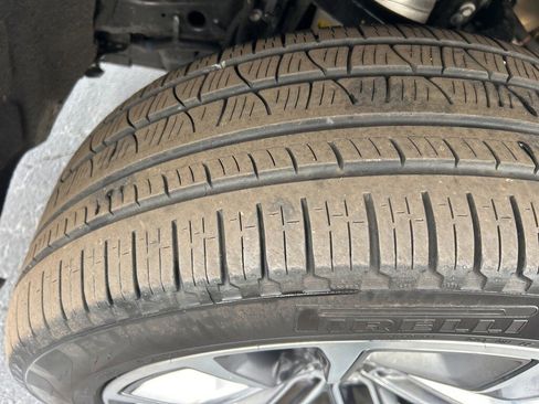 Used 2024 Jeep Grand Wagoneer Series III image 31