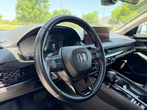 Used 2023 Honda Accord EX-L image 23