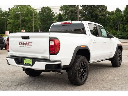 New 2026 GMC Canyon Elevation RWD image 8