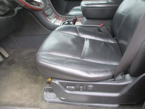 Used 2008 Cadillac Escalade AWD image 12