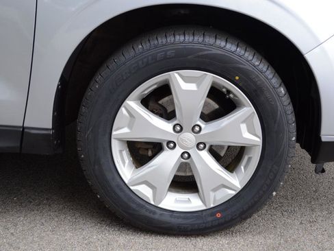 Used 2014 Subaru Forester 2.5i Limited w/ Popular Package #2 image 12