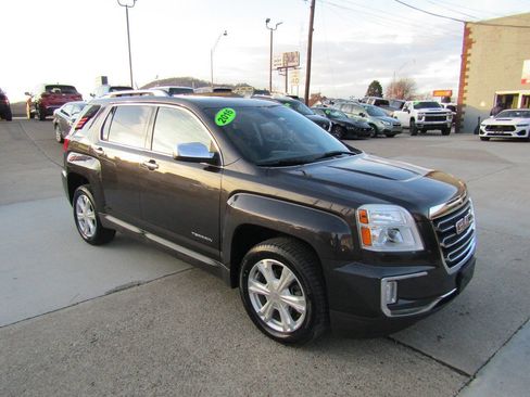Used 2016 GMC Terrain SLT w/ Open Road Package image 2