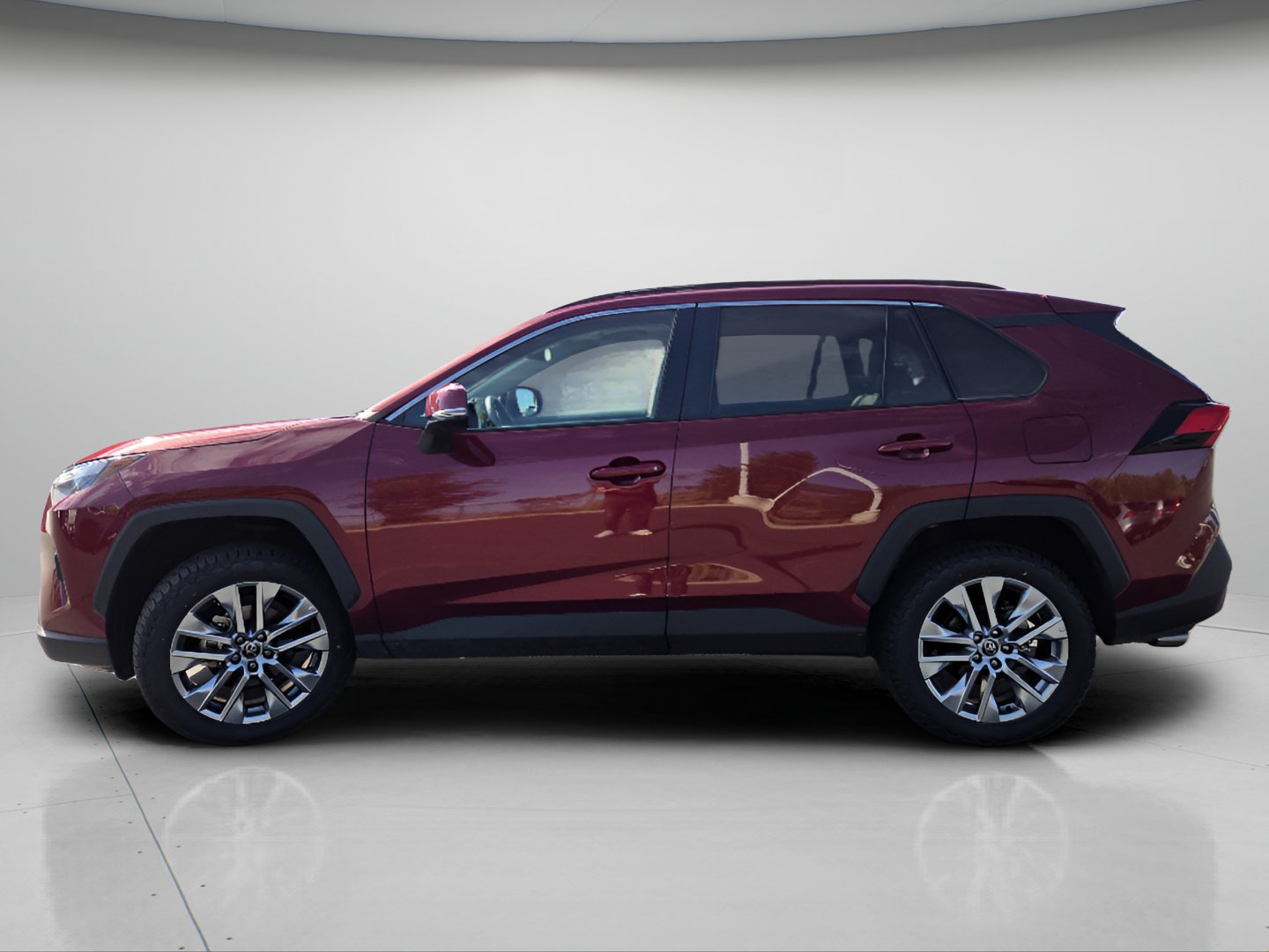 Used 2024 Toyota RAV4 XLE Premium w/ Weather Package AWD/4WD image 21