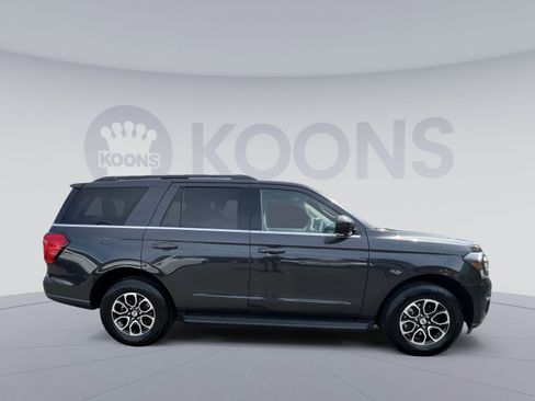 Used 2024 Ford Expedition XLT AWD/4WD image 17