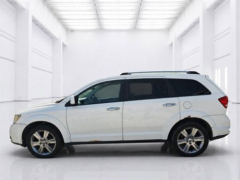 Used 2012 Dodge Journey Crew w/ Flexible Seating Group AWD/4WD image 4