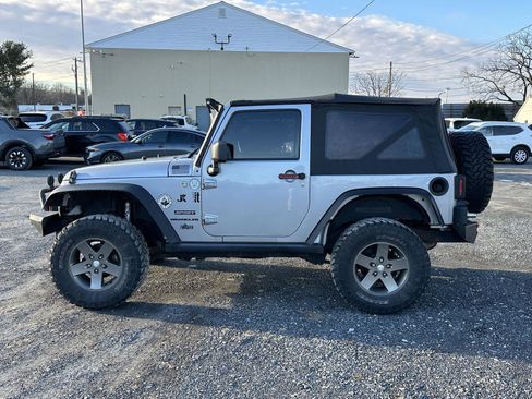 Used 2013 Jeep Wrangler Sport w/ Connectivity Group image 5