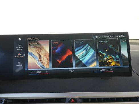 Used 2022 BMW iX xDrive50 w/ Premium Package image 61