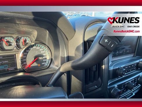 Used 2018 Chevrolet Silverado 1500 LT w/ All Star Edition image 13