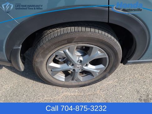 Used 2026 Honda HR-V LX image 10