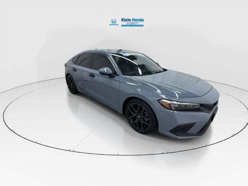 Certified 2024 Honda Civic Sport Touring image 4