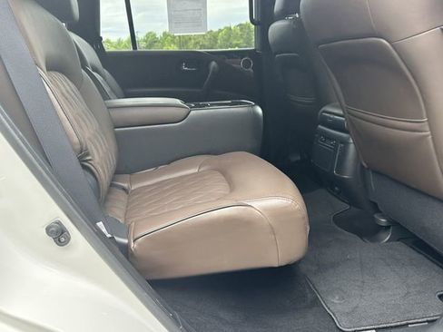 Certified 2024 Nissan Armada Platinum w/ Captain's Chairs Package AWD/4WD image 17