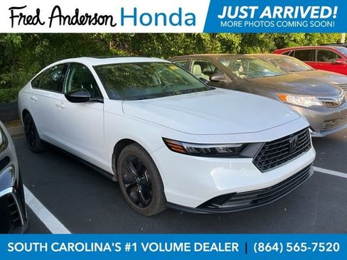 Used 2025 Honda Accord SE image 1