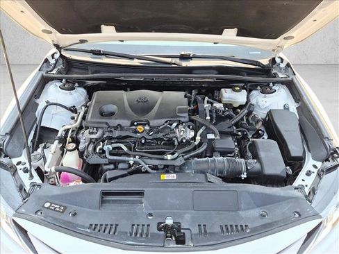 Used 2022 Toyota Camry LE FWD image 23