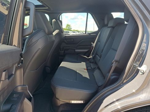 Used 2025 Toyota 4Runner TRD Sport Premium w/ Tow Technology Package AWD/4WD image 10