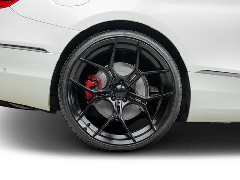 Used 2015 Mercedes-Benz S 550 4MATIC Coupe w/ Premium 1 Package image 29