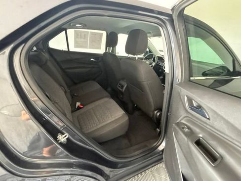Used 2022 Chevrolet Equinox LT FWD image 28