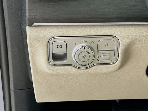 New 2026 Mercedes-Benz GLE 350 4MATIC image 11