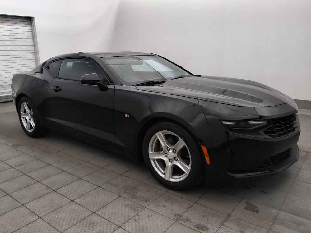 Used 2019 Chevrolet Camaro LT RWD image 11