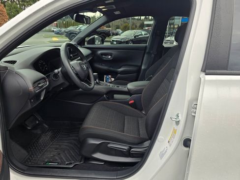 Certified 2024 Honda HR-V Sport image 6
