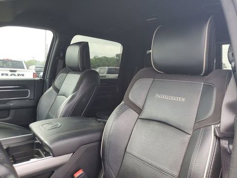 Used 2022 RAM 2500 Laramie AWD/4WD image 16