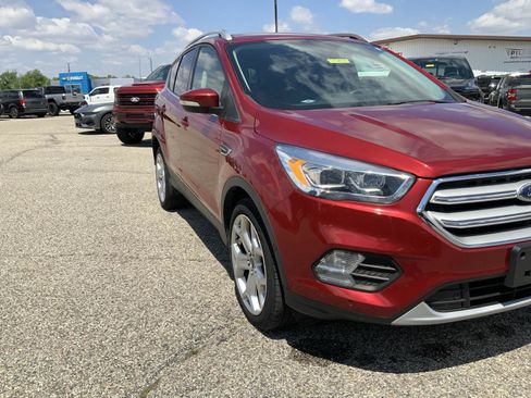 Used 2019 Ford Escape Titanium FWD image 15