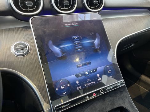 Used 2022 Mercedes-Benz C 300 Sedan image 59