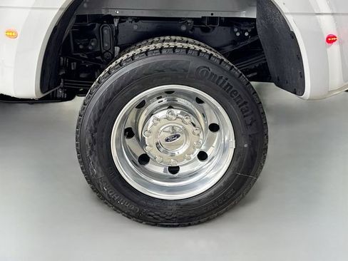 New 2026 Ford F450 Platinum w/ FX4 Off-Road Package image 33