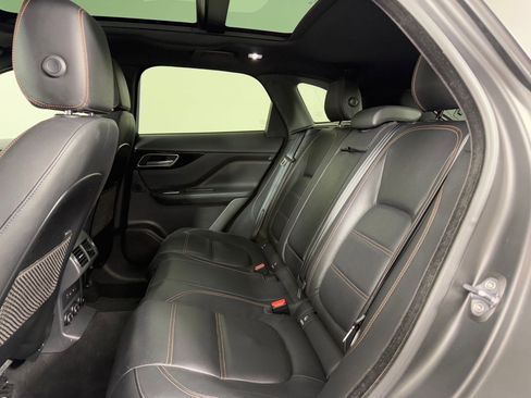Used 2018 Jaguar F-PACE Prestige image 16