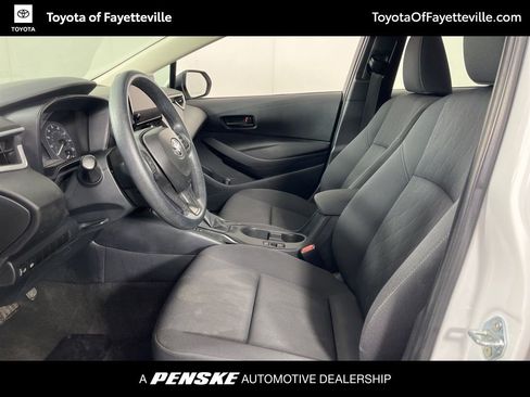 Used 2024 Toyota Corolla LE image 20