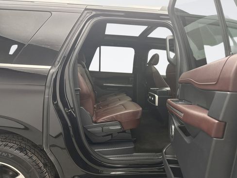 Used 2022 Ford Expedition Max Limited image 21