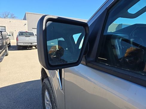 Used 2023 Ford F150 XLT w/ Trailer Tow Package image 6